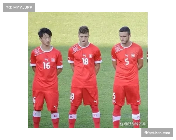 杨明洋预判意识出色，弥补身体劣势